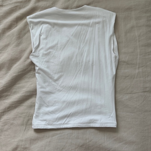 Sold - Picture 3 of 4